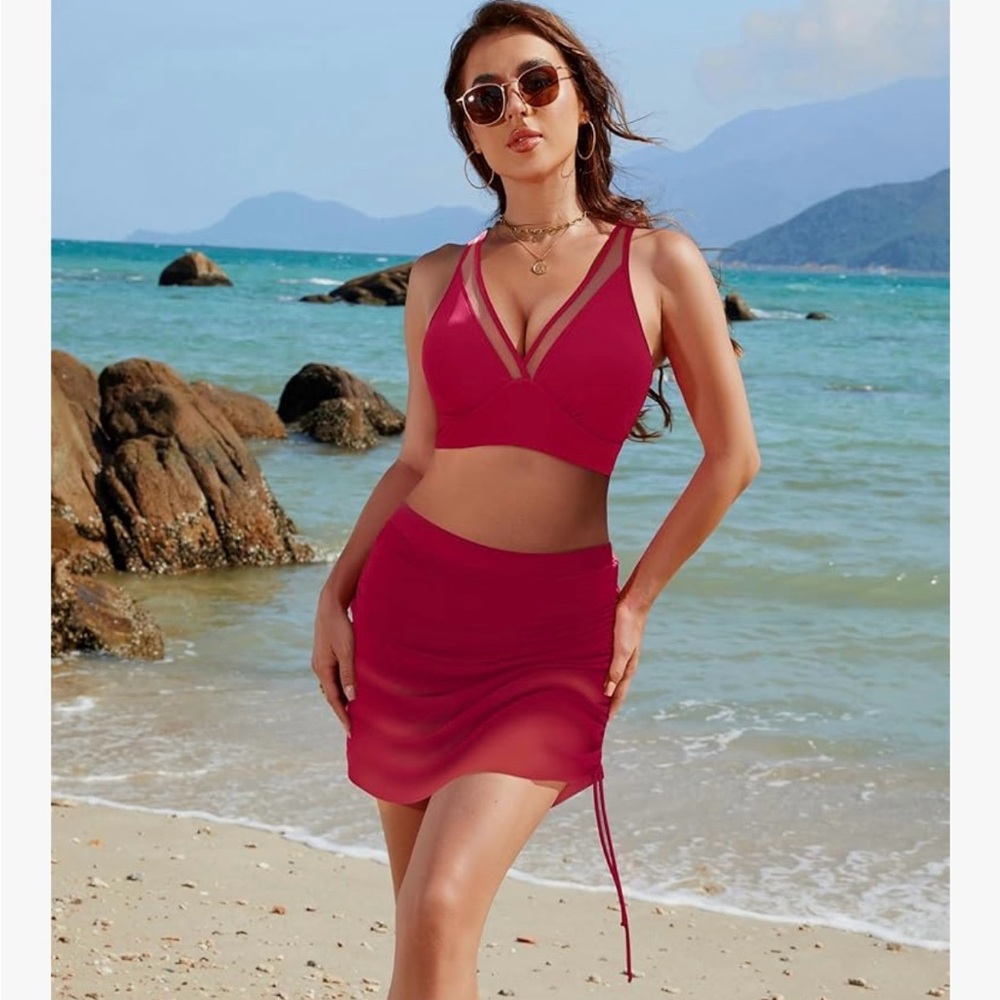Chic Halter Red Bikini Set - Picture 7 of 14